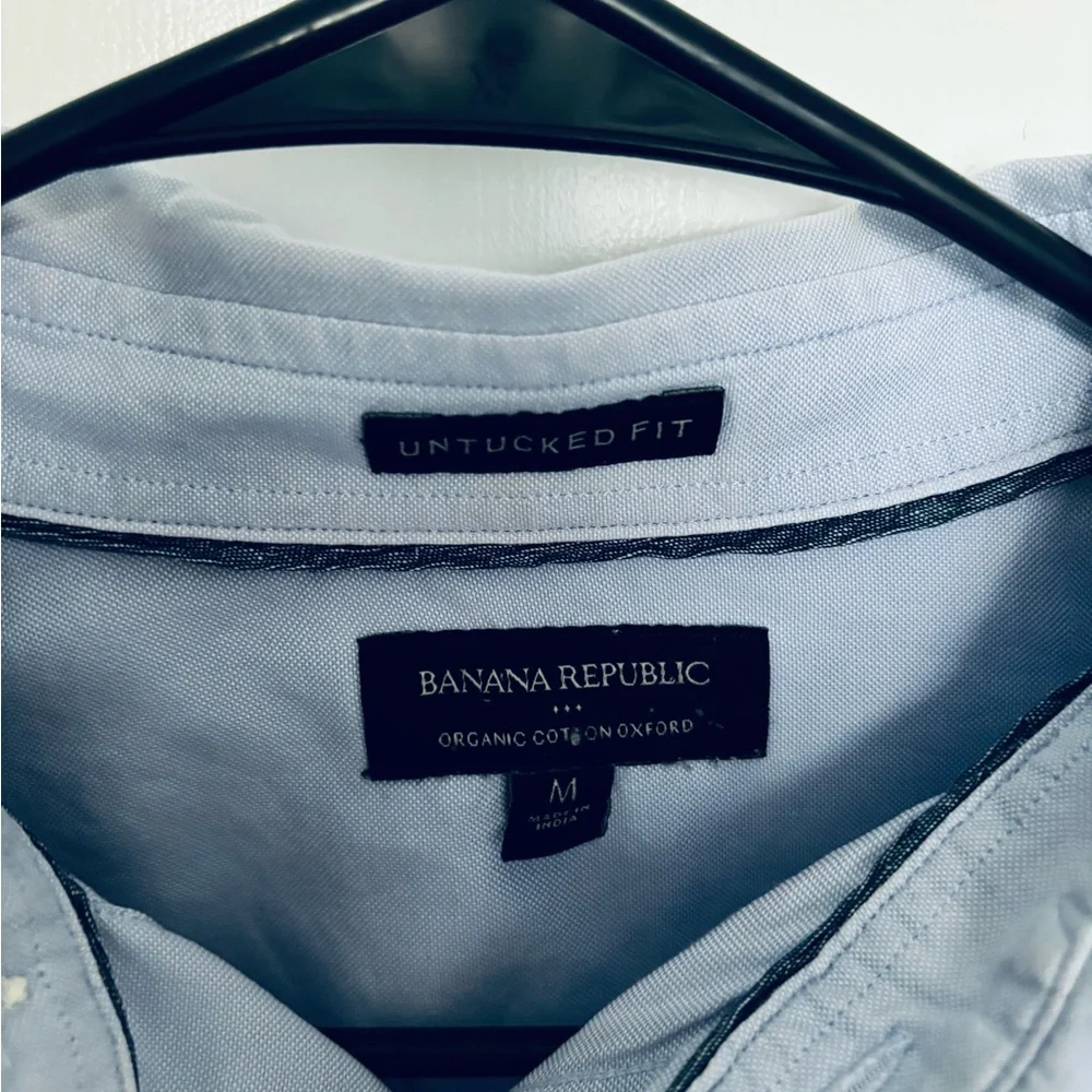 Banana Republic Bottom Up shirt